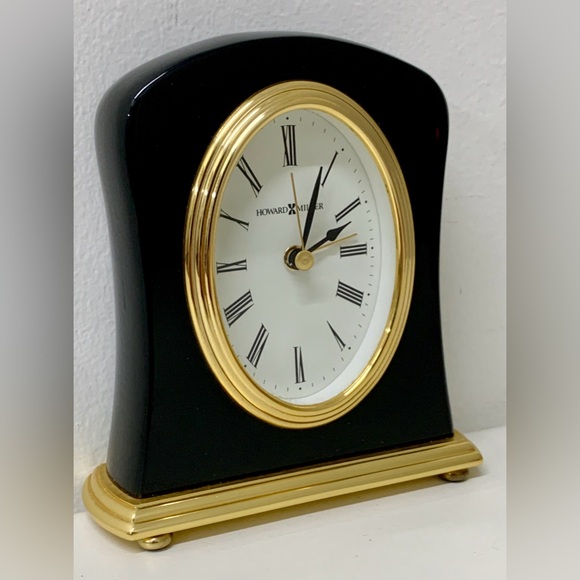 Vtg Howard Miller Glossy Black Gold Art Deco Roman Numeral Quartz Desk Clock - Picture 12 of 12